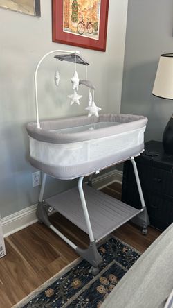 Simmons Kids shooting Star Pocking  Bassinet