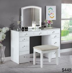 Make Up Vanity Set