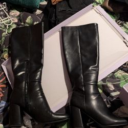 Steve Madden Boots Size 9 Brand New