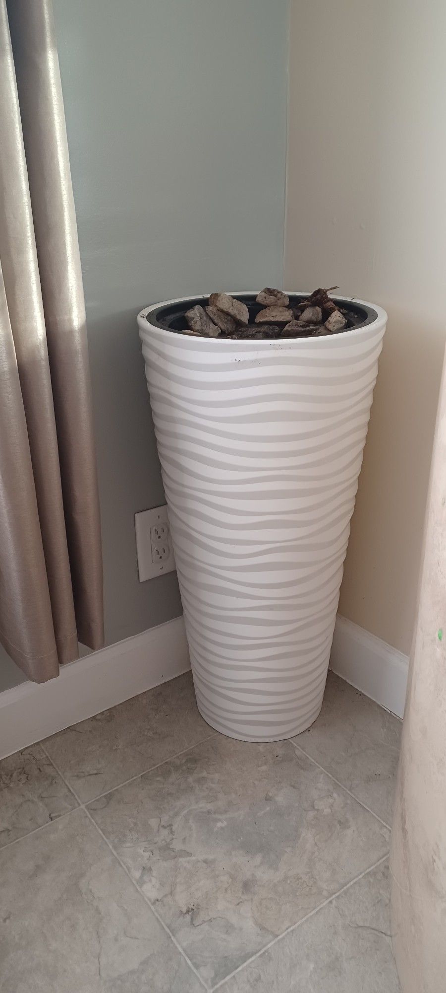 Indoor Flower Pot 