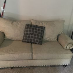 Matching Sofa And Love Seat 