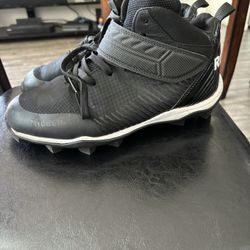 Riddle Football Cleats