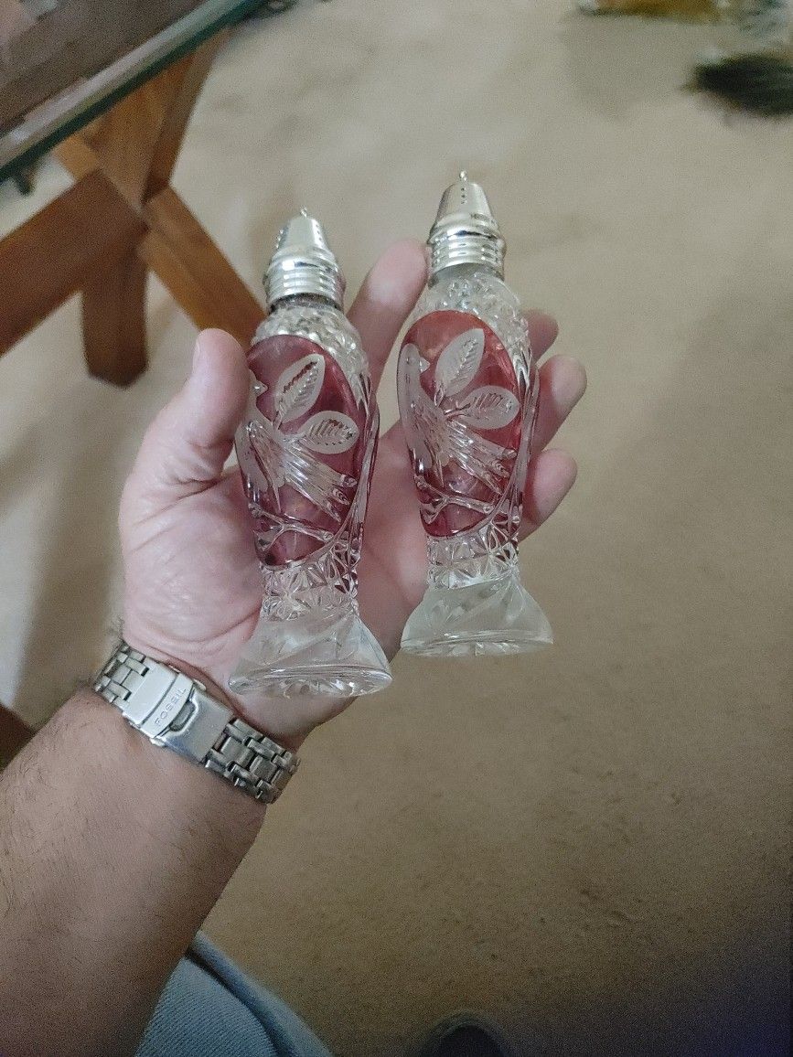 Hofbauer German Lead Crystal Red Byrdes Bird Salt/Pepper Shakers