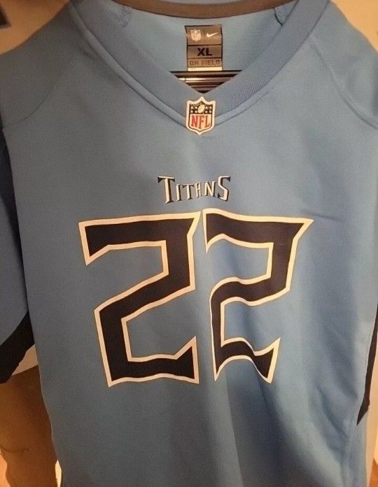 Derek Henry Youth XL Authentic Nike Jersey