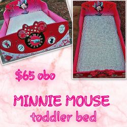 Minnie Mouse Toddler Bed