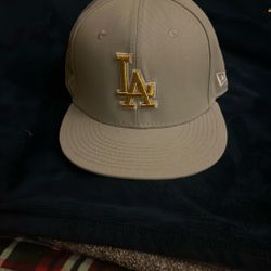 White/Gold Dodger Hat WS Champs 25’