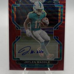 Jaylen Waddle 2023 Panini Prizm Red Wave Auto RC /149