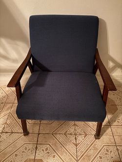 Arm chair