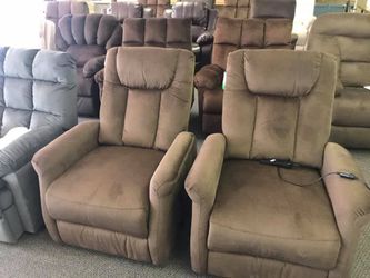 Brand New Power Recliner Sofa. Electric Lift Chair, Come with Remote Control