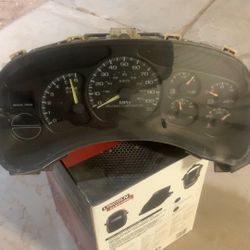 Chevrolet Silverado Cluster 