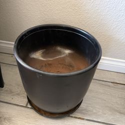  CERAMIC PLANT PLANTER