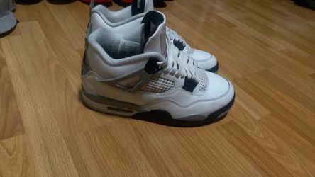 Jordan 4