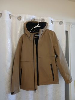 All for Only 40 dollars (all cost 280 dollars).
Ok if you have  size small and medium.
Dockers beige jacket windproof and rainproof New.
Uniqlo blu ja