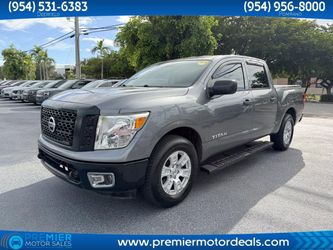 2017 Nissan Titan