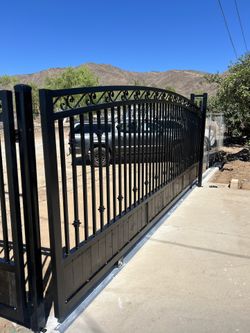 Custom Gate Driveway Gate Iron Gate 