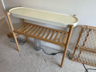 Wiscue 2-Tier Plant Stand