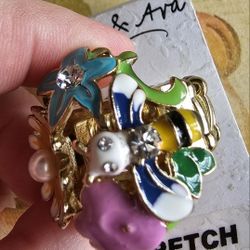 Anna & Ava Floral and Bee Stretch Ring