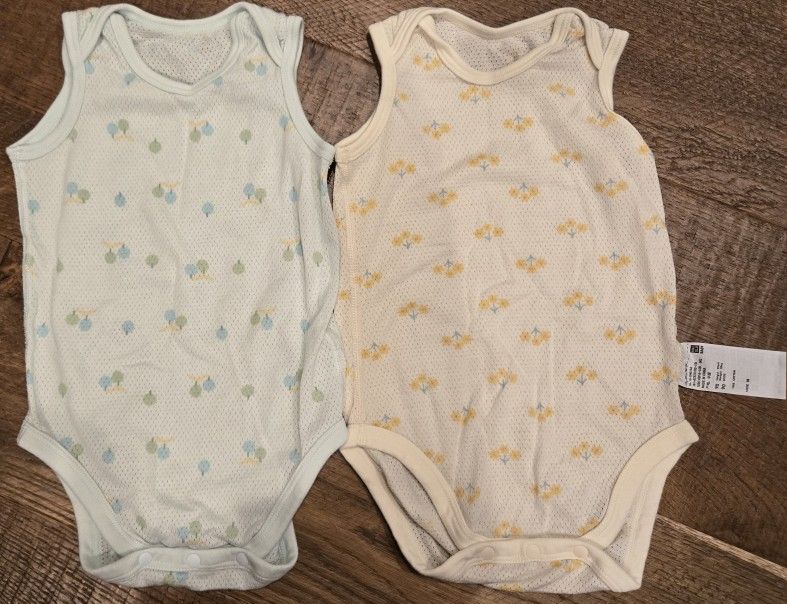 Uniqlo Baby Sleeveless Bodysuits (12-18 Months, 90cm)