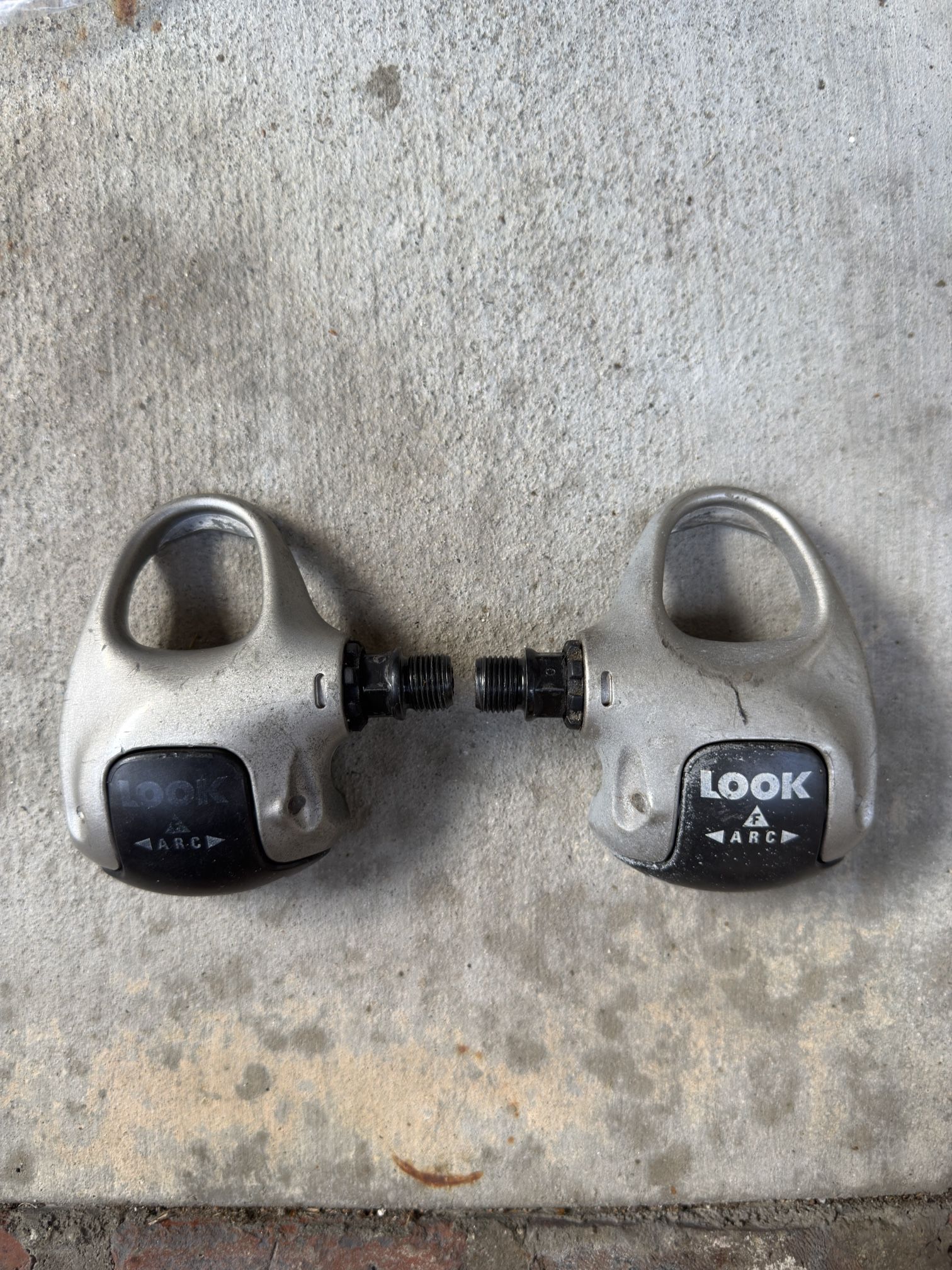 LOOK ARC F cleats pedals