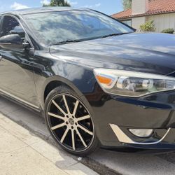 2015 KIA Cadenza
