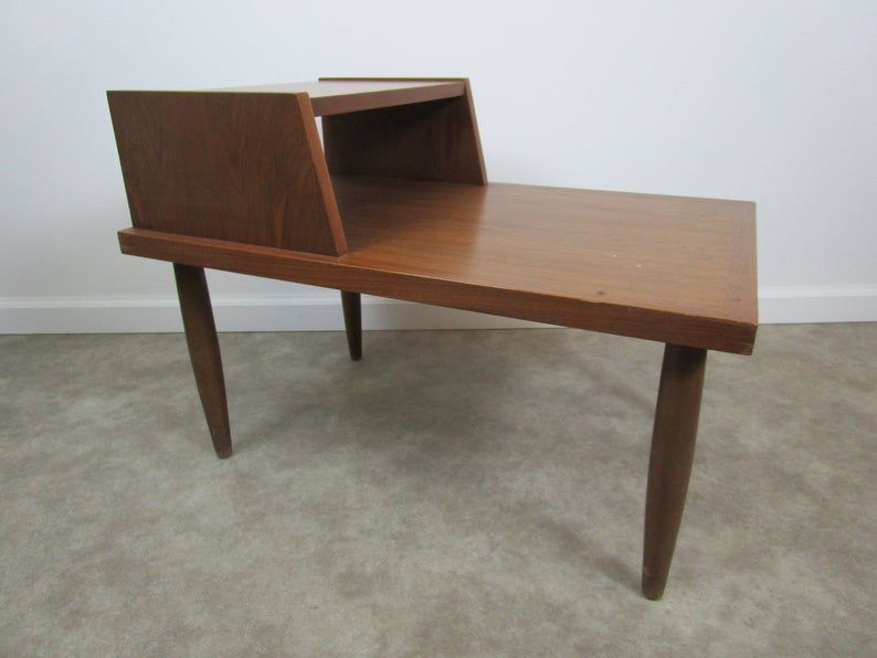 Mid Century end table / nightstand