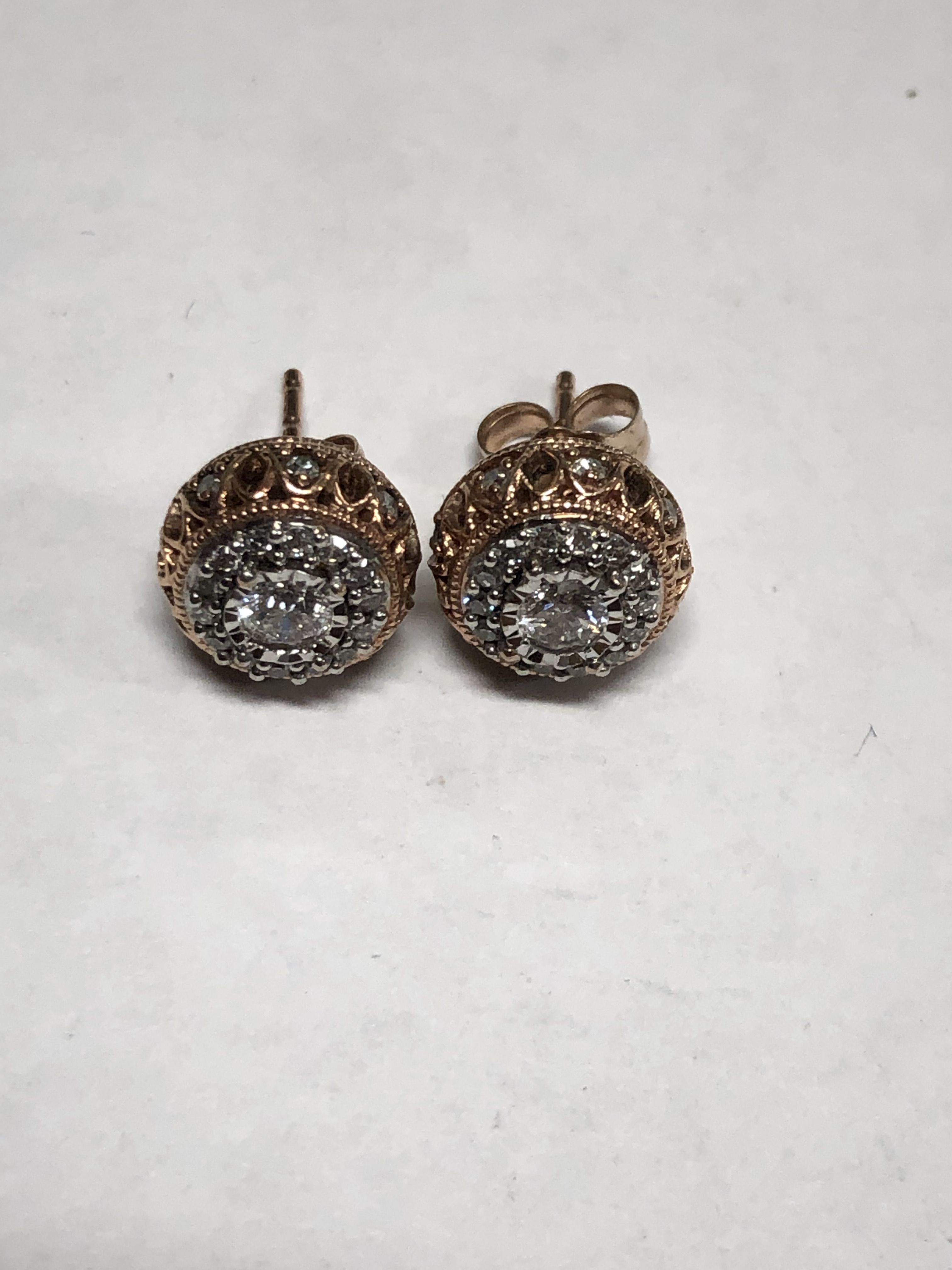 18k Rose Gold Diamond Stud Earrings 2.7 Grams
