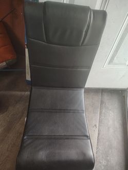 Gaming chair