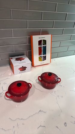 Le Creuset Mini Cocotte Set with spice trays