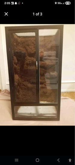 Iguana Cage