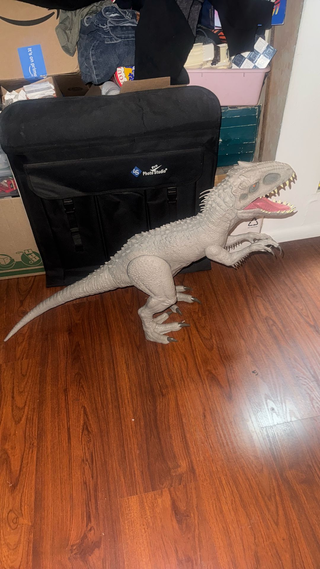 Jurassic World Camp Cretaceous Super Colossal Indominus Rex 39" Dinosaur Figure