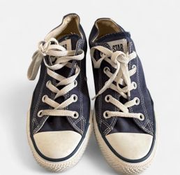 Converse size 6