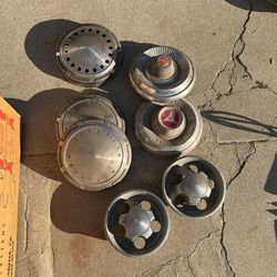 Hub Caps Plymouth 