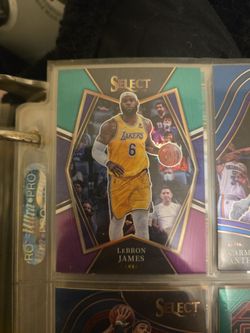 LeBron James 2021-22 Panini SELECT No. 195