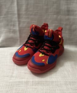 Size 7.5 Adidas Harden Volume 5