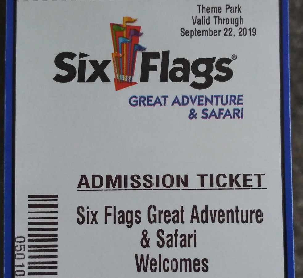 2 Great Adventure tickets including the Safari