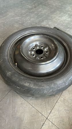 Toyota SPARE TIRE Off A 2011 $5.00
