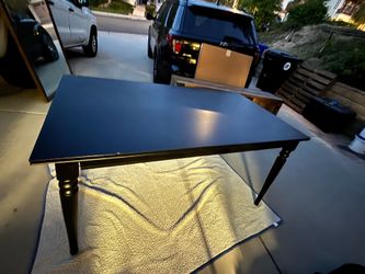 Black Dining Table set w/ 4 Chairs