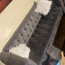 Very cute Luxury Sofa Set