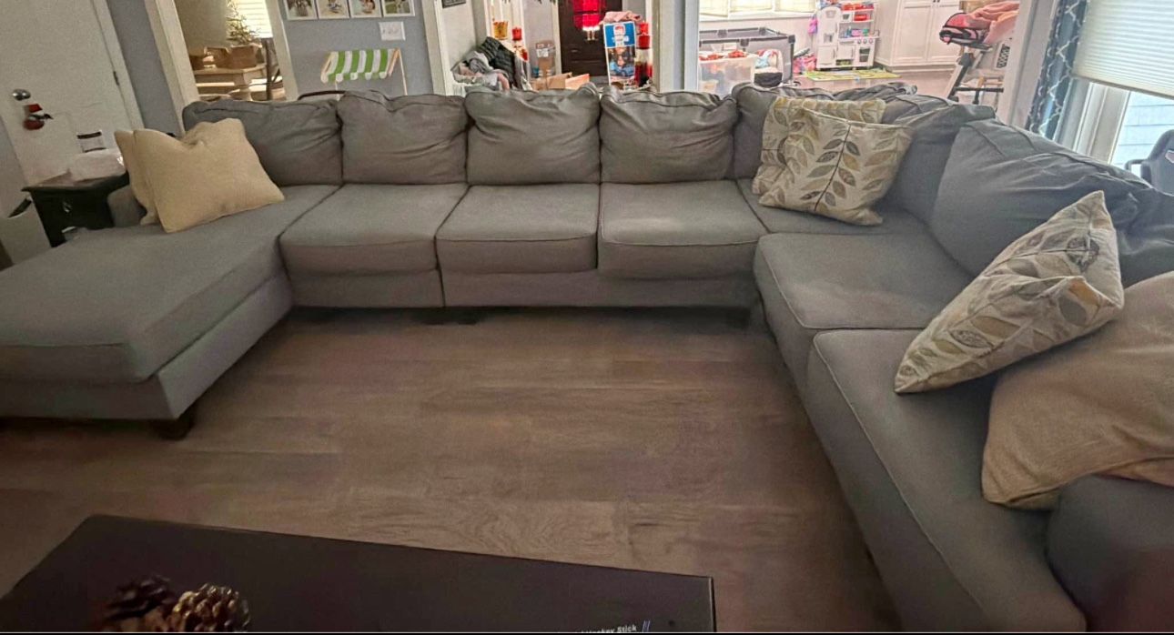 Ashley Furniture Couch L Shaped Grey 