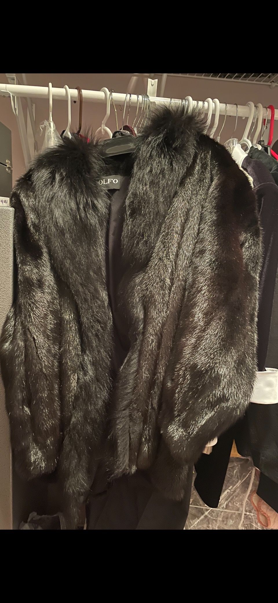 Minks/furs