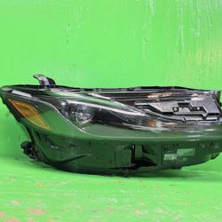 CAMRY 2024 2025 PASSENGER HEADLIGHT  OEM 