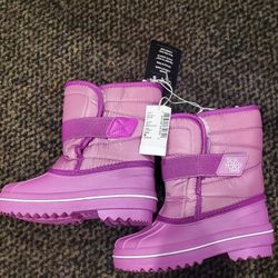 NEW Toddler Snow Boots Sz 9 