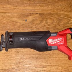 Milwaukee Sawzall M18