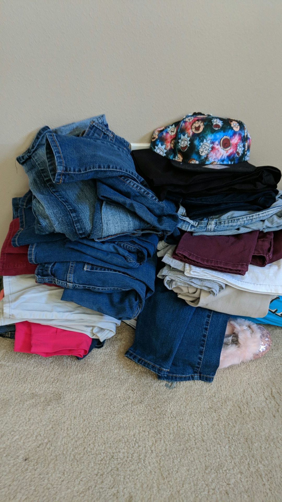 Jeans size 3-5 mostly 5