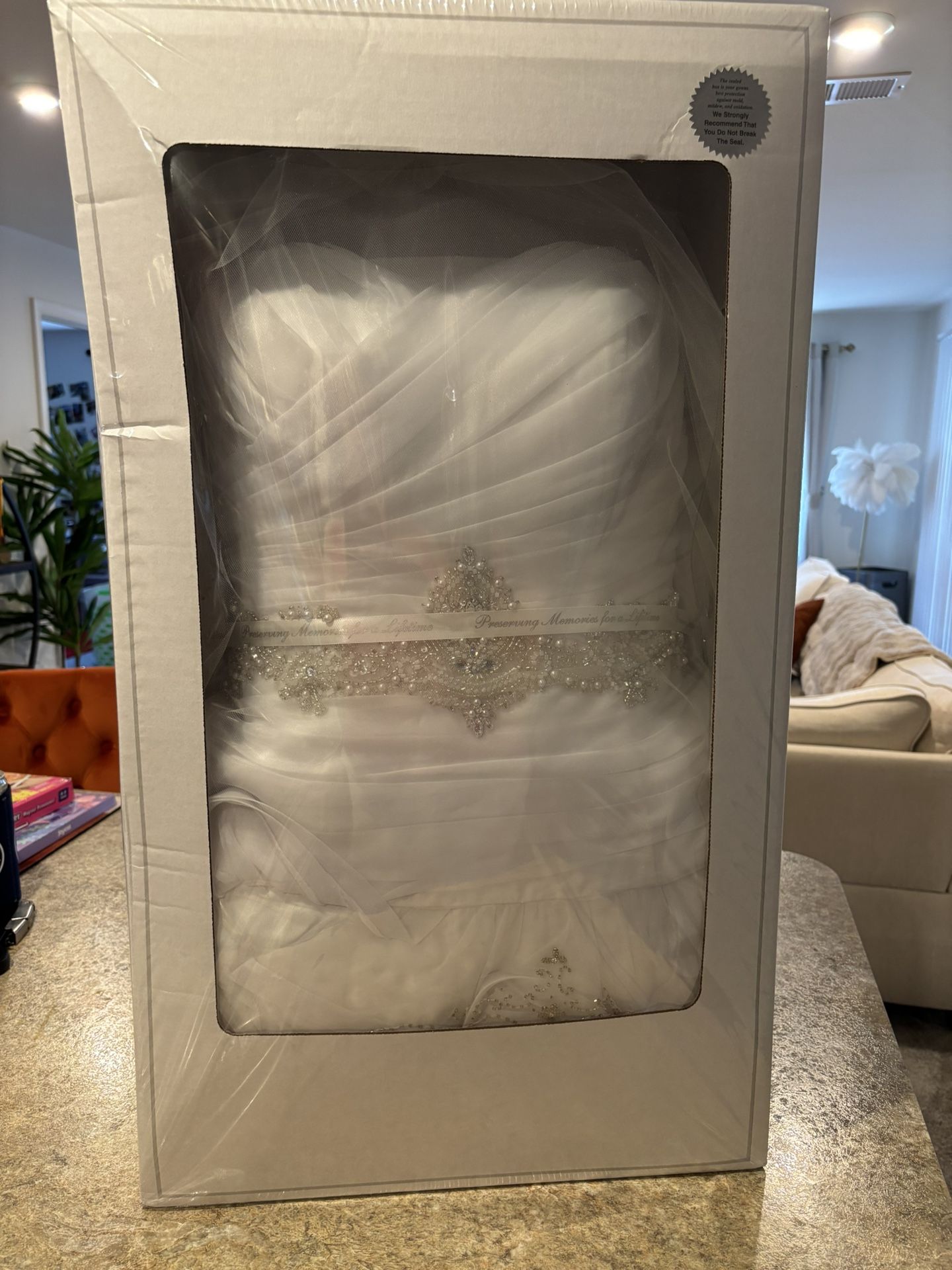 Galina Signature SWG492 Wedding Dress Professionally Packed And Sealed, Size 16, Matching Veil Included