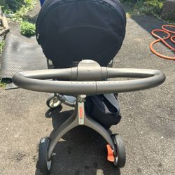 Stoke Stroller Must Go Tomorrow Sunday Moving 275 Or Best Offer 