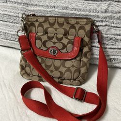Authentic Coach signature Small Crossbody Bag (Nice) 