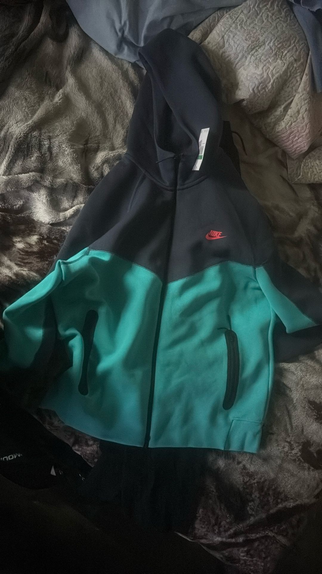 Nike Tech Fit Brand New Xl N L