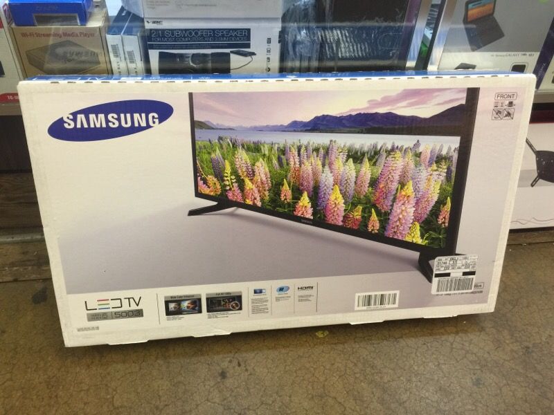 Brand new never opened 32" Samsung led tv model 32j5003