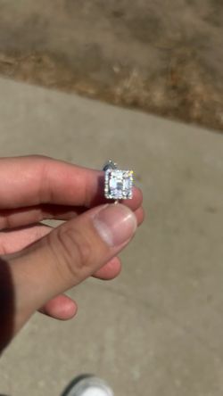 Moissanite Ring